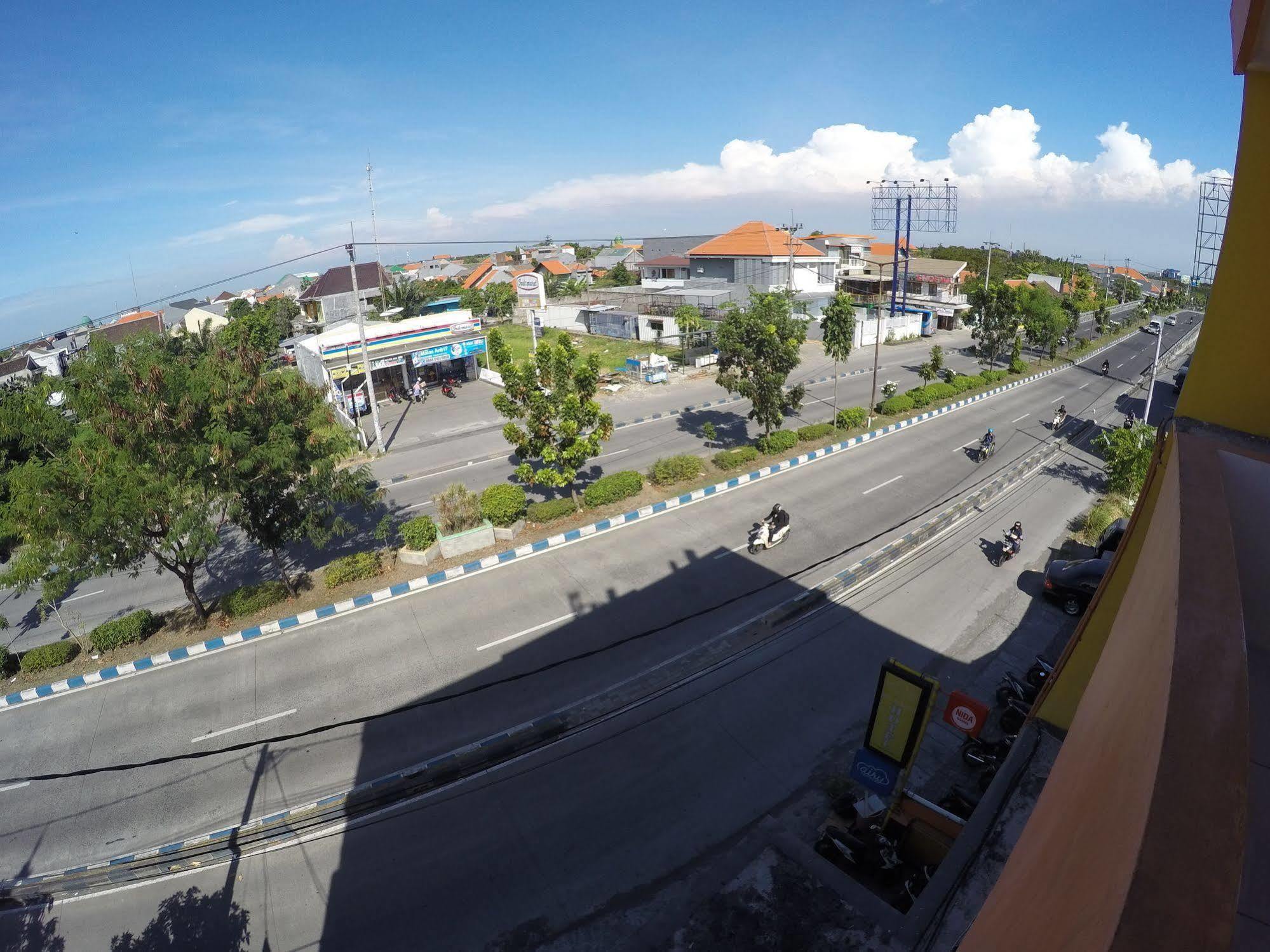 โฮเต็ล อโชฟา Hotel Sedati ภายนอก รูปภาพ