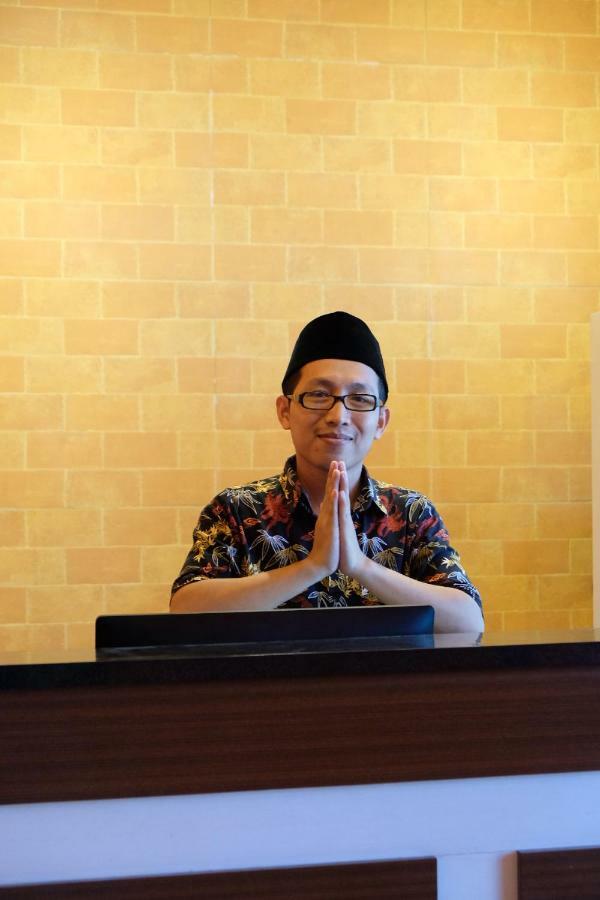 โฮเต็ล อโชฟา Hotel Sedati ภายนอก รูปภาพ
